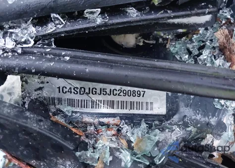 2018 Dodge Durango Srt Awd z USA, uszkodzony, nr VIN 1C4SDJGJ5JC290897